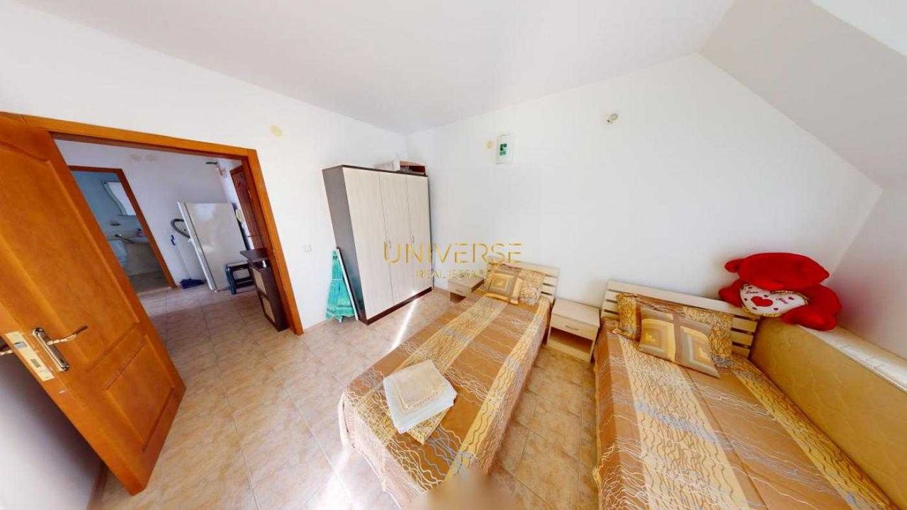 Продава се Тристаен апартамент в Свети Влас - 92 кв.м за 1033 €/кв.м - Снимка #9