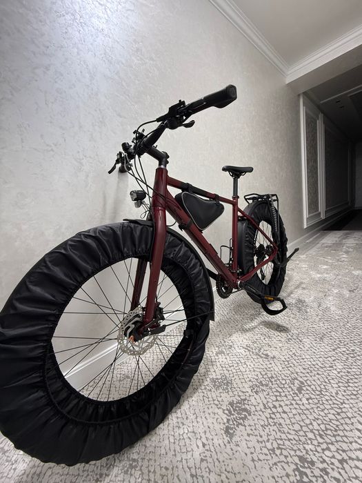 Продаю велосипед Cube