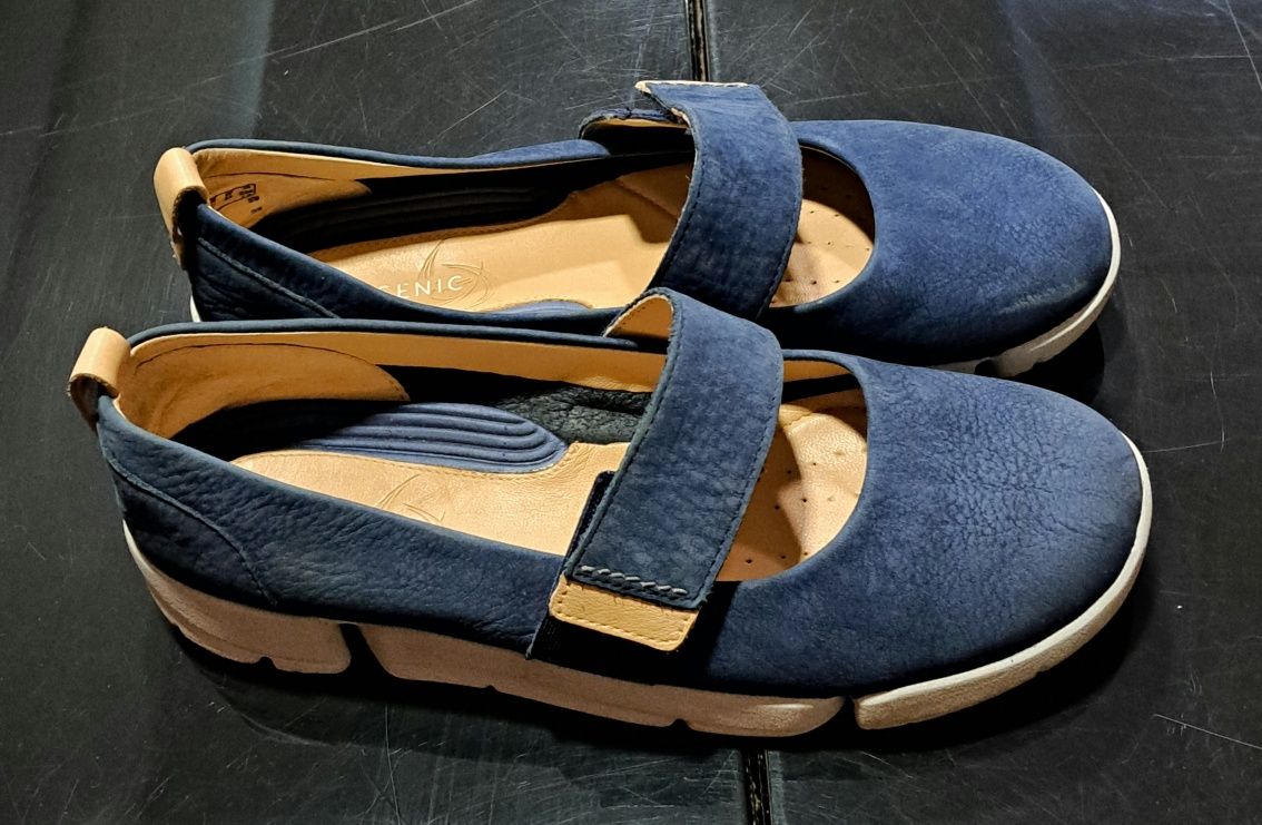 Обувки Clarks Tri Carrie Navy Nubuck