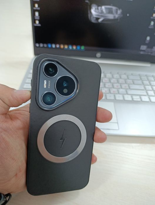 HUAWEI Pura 70 Back