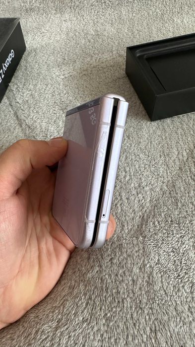 Samsung Galaxy Z Flip 3 5G