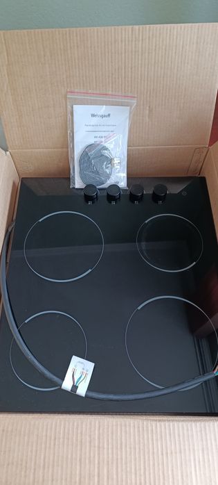 Электрическая варочная поверхность