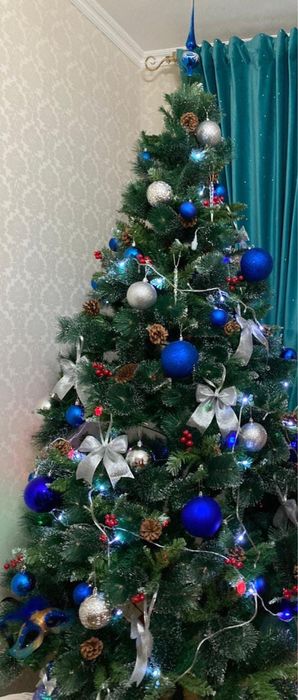 Новогодняя ёлка  2 метра с зигрушками