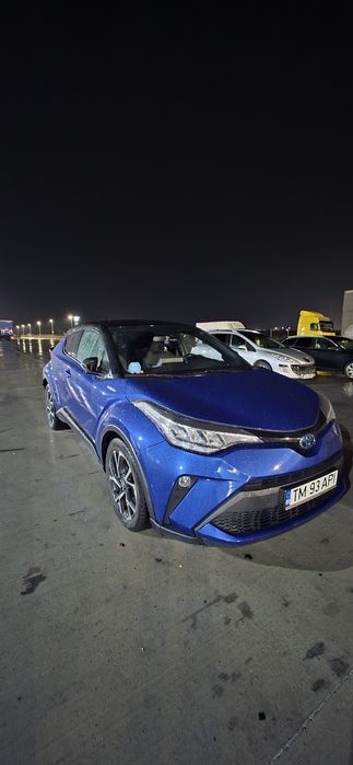 Vand Toyota C-HR km 133.000 garanție 2029