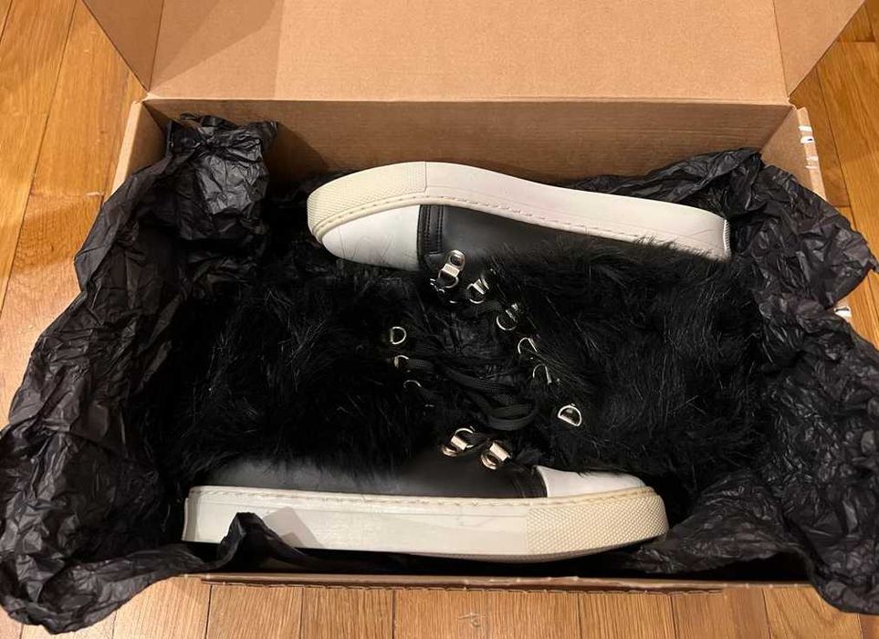 Ghete marca BSB culoare neagra, cu siret, marime 36