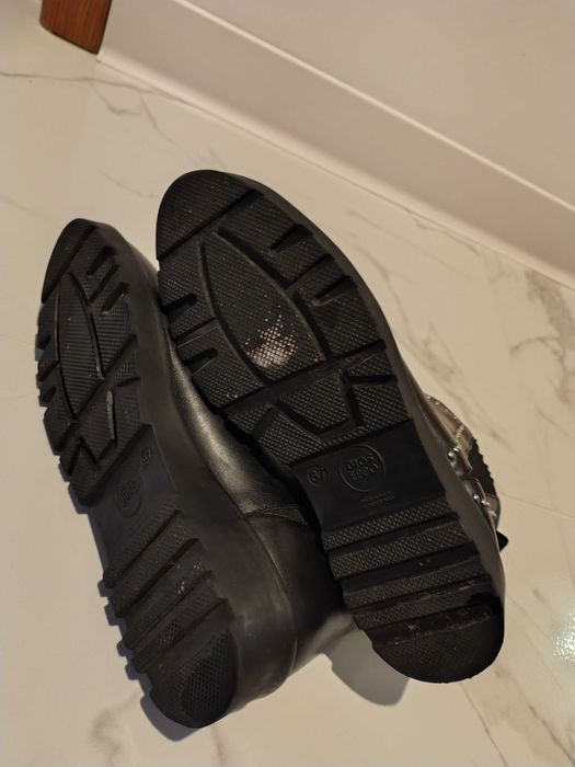 Ghete Gioseppo din piele naturală