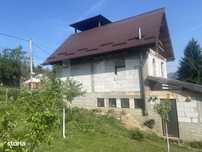 Casa de vanzare, 150 mp, zona Vatra Dornei