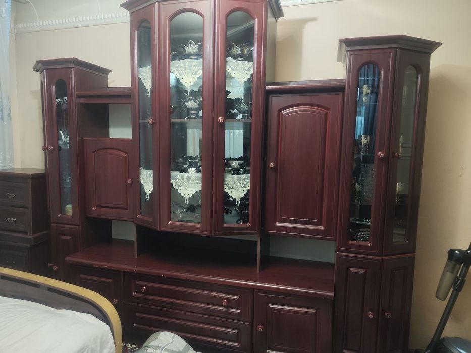 Стенка сотилади.