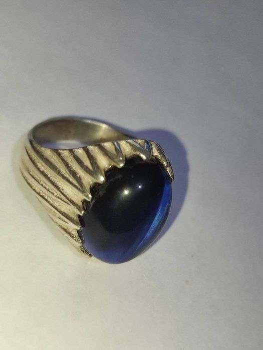 Красивое кольцо с камнем КОШАЧИЙ ГЛАЗ