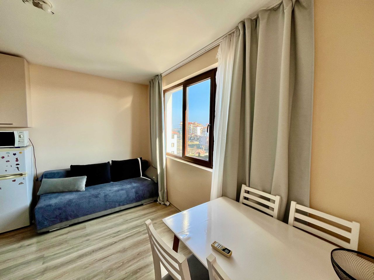 Продава се Двустаен апартамент в с. Равда, Област Бургас - 55 кв.м за 1364 €/кв.м - Снимка #2