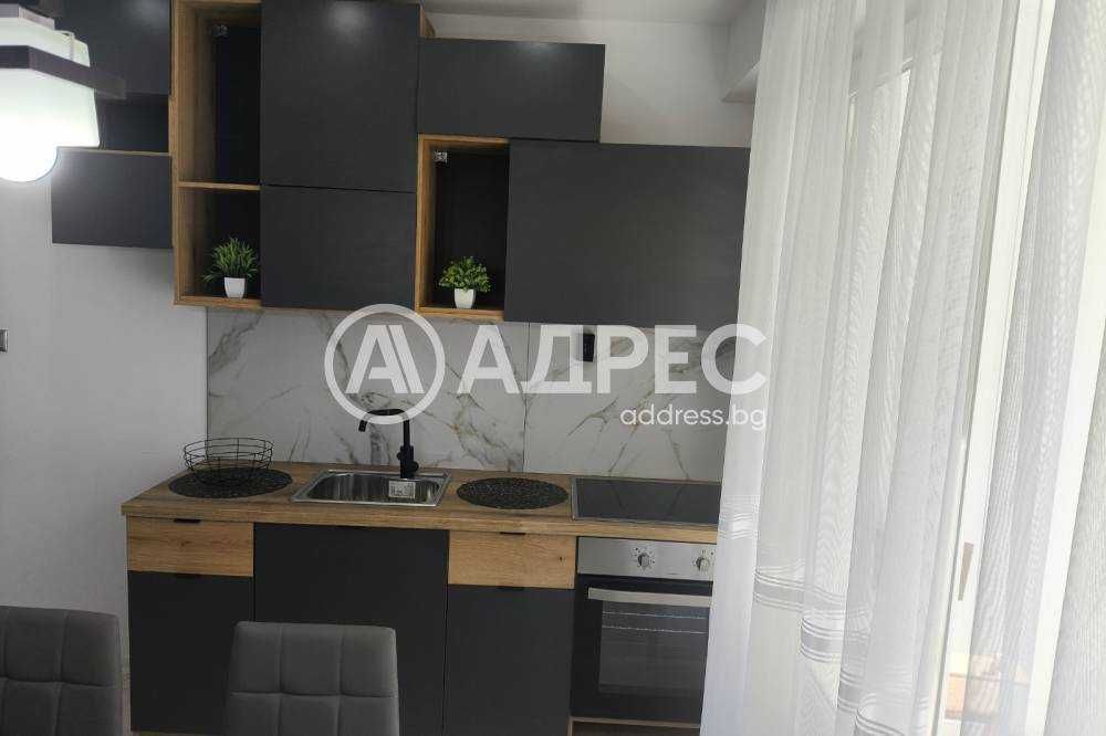 Двустаен реновиран апартаментр след основен ремонт!