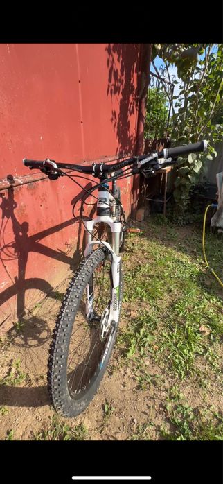 vand bicicleta bulls