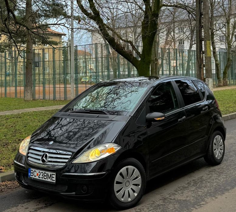 mercedes-benz a180