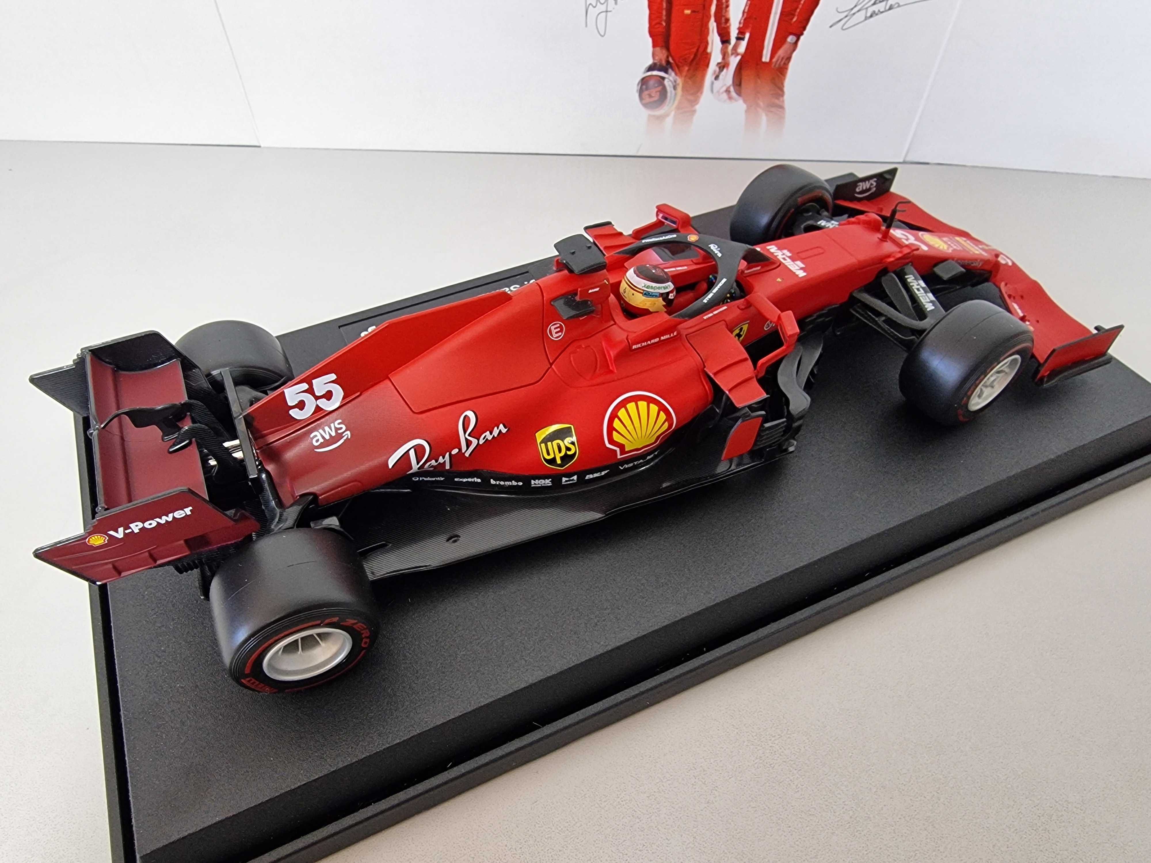 Macheta Formula 1 Ferrari SF21, Bburago. Scara 1:18 / Cadou