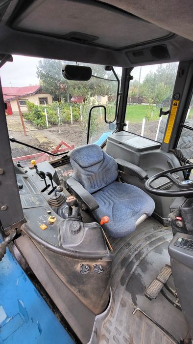Tractor New Holland 8560