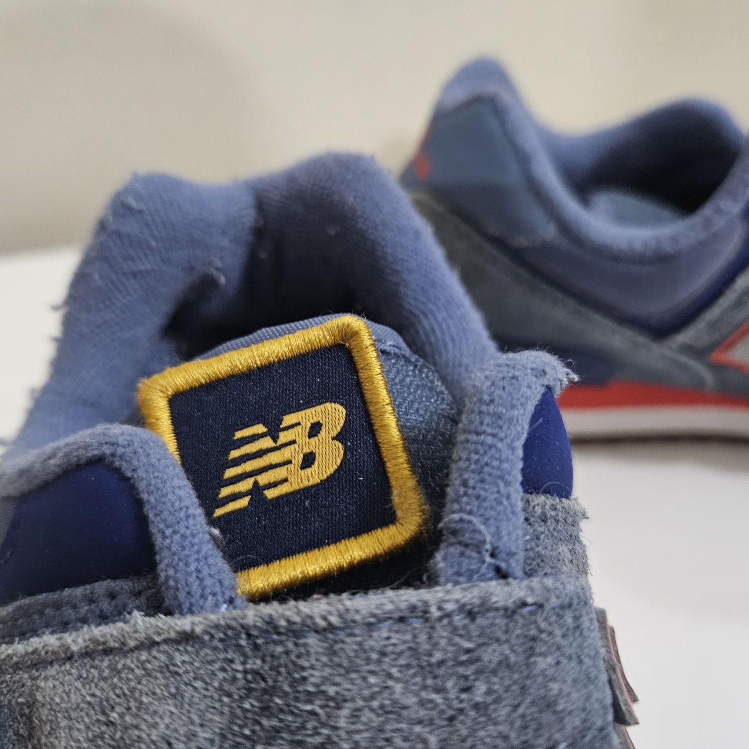 Adidasi New balance ediție limitata.nr 33 copii