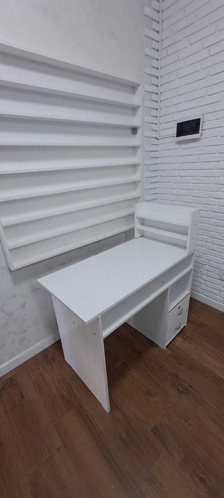 Продам стол и полку