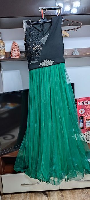 Vand Rochite,impecabile,marea ajoritate au o purtare