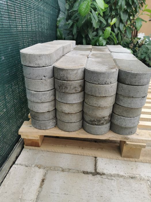 Delimitator gazon Semmelrock, nou