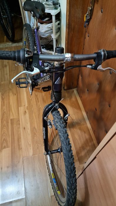 Vând Bicicletă / biciclete