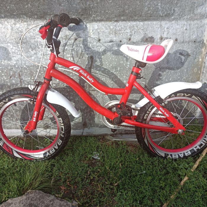Vând bicicleta copii