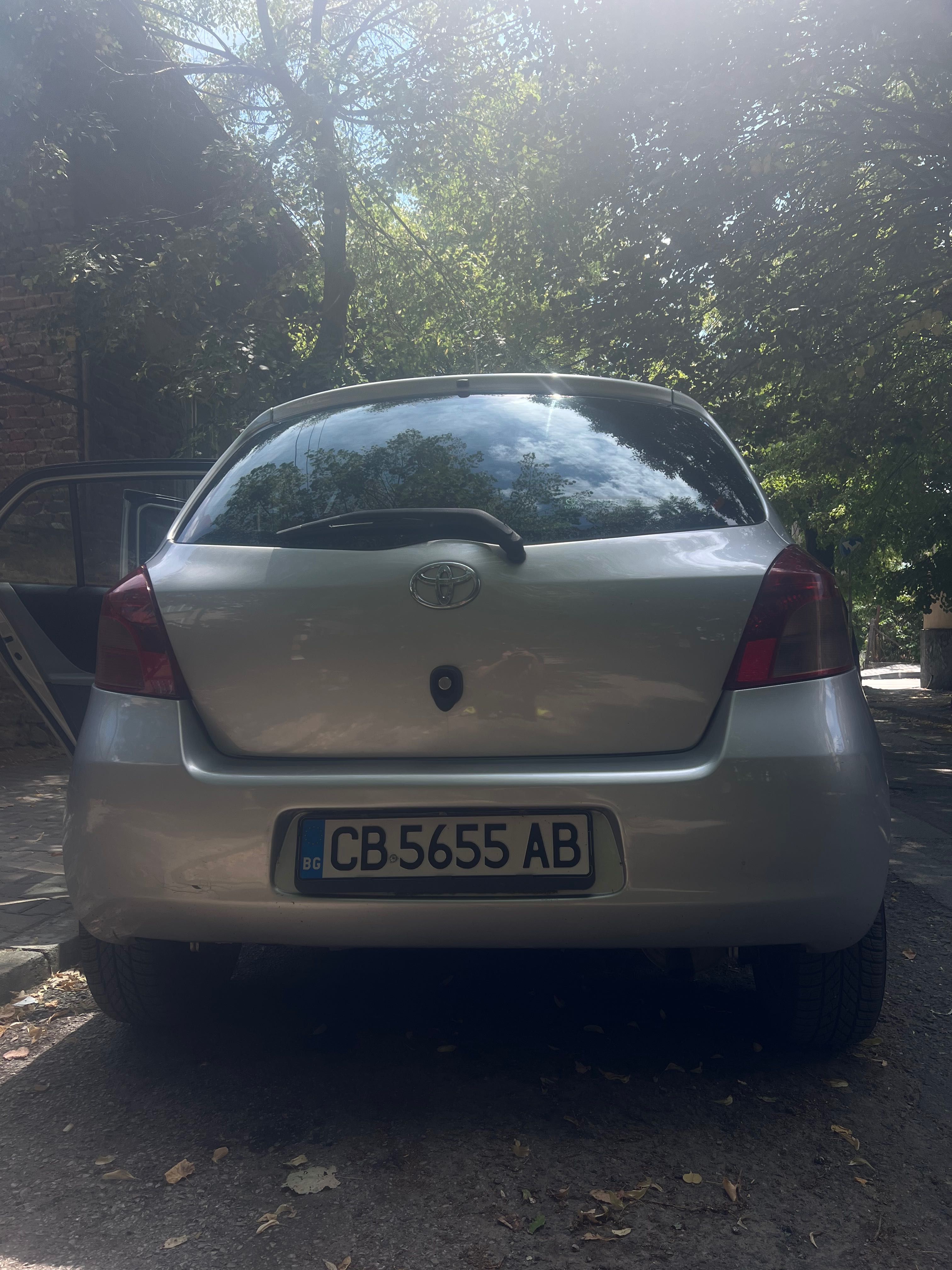 Toyota Yaris 2003 автоматик 1.3 vvti