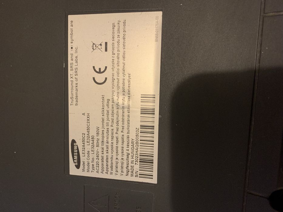 TV pentru piese , display defect