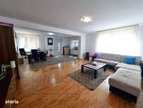 Apartament spatios cu 3 camere, Andrei Muresanu, zona Piata Engels