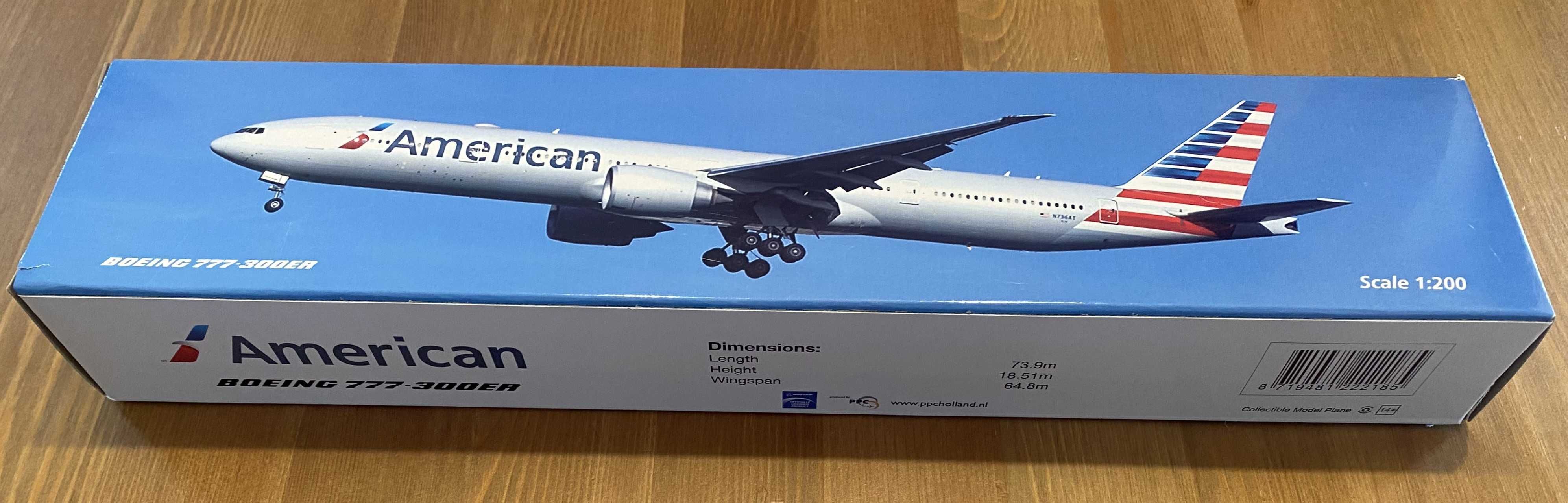 BOEING 777-300ER AMERICAN AIRLINES Macheta avion Scara 1:200