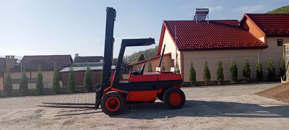 Vand stivuitor linde  ridica 7000 kg