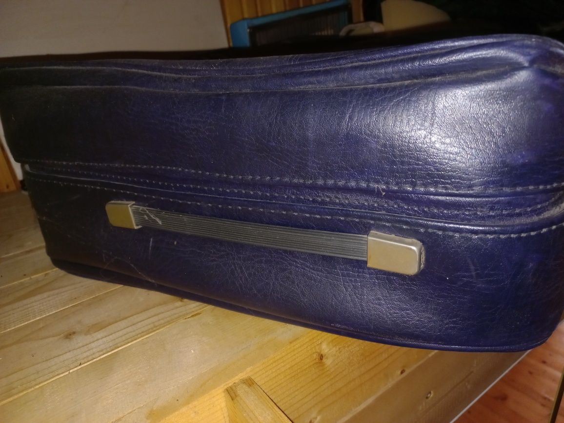 Valiză din piele naturală albastră 70/50/20 retro cm