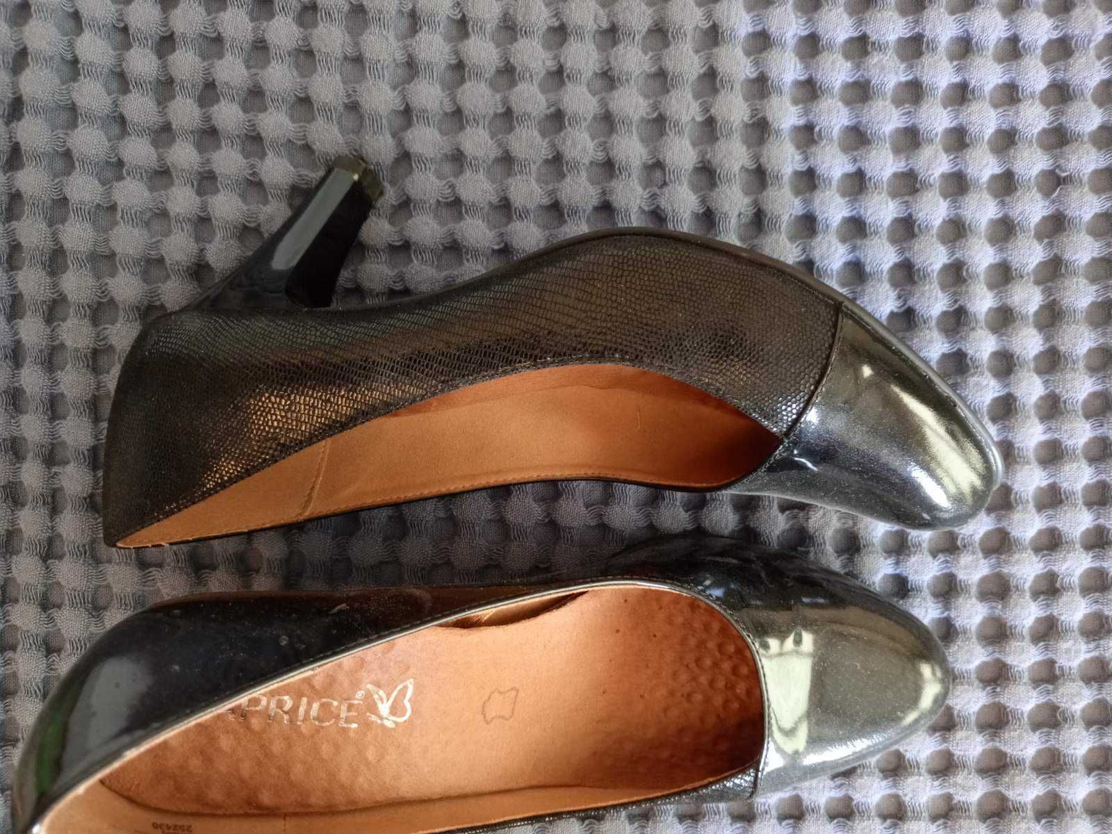 Обувки Caprice - черни, естествена кожа, на токове, N38