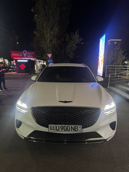 Genesis GV70 sotiladi