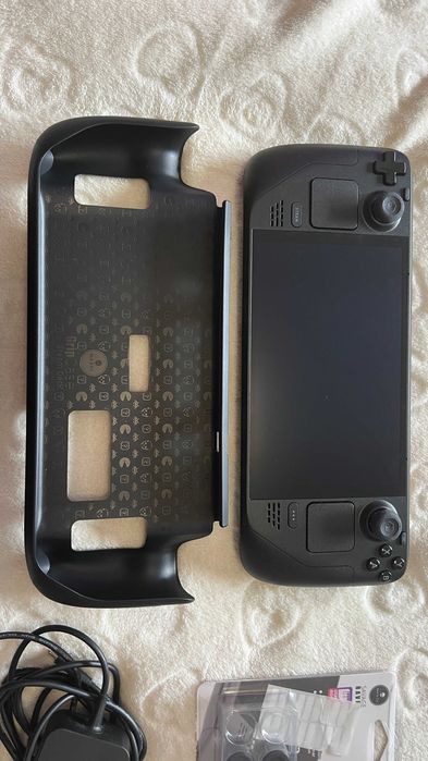 Steam Deck OLED 1TB (септември 2025, 30 часа работа) и аксесоари