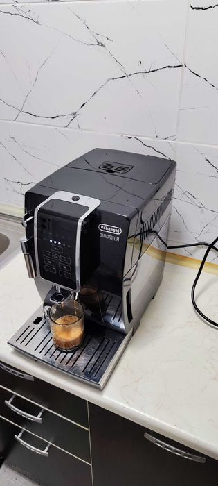 Espressor Automat DeLonghi Dinamica ECAM 350.15B Aparat cu Cafea Boabe