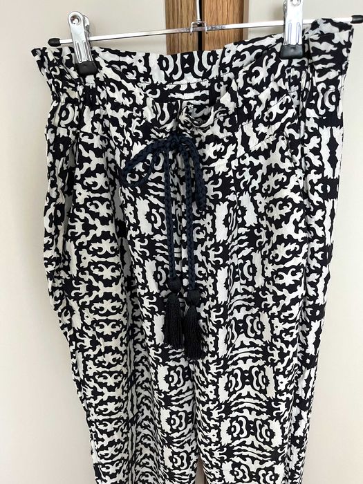 Mango летен дамски панталон с висока талия в синьо и бяло с връзки