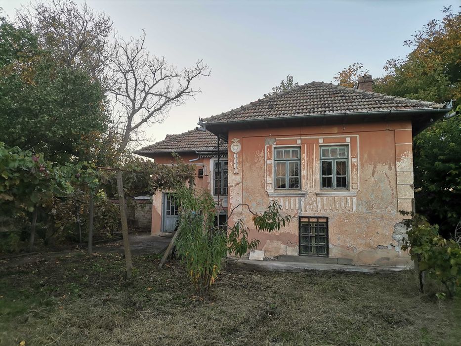 Kъща с двор - село Куцина (от собственик) / House near Veliko Tarnovo