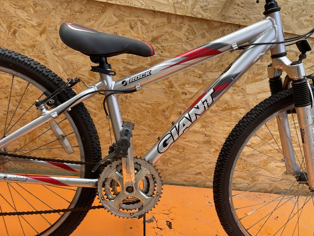 Bicicleta giant cadru aluminiu roti 26”