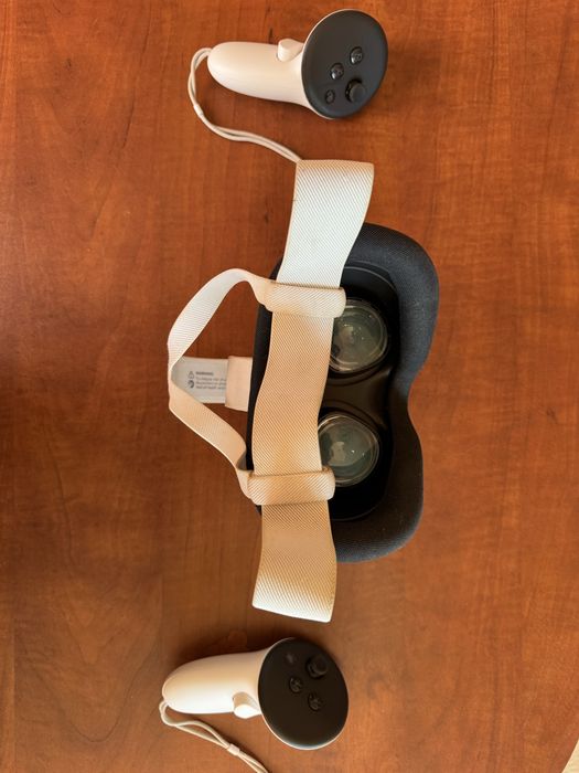 Очила за виртуална реалност OCULUS META QUEST 3S 128GB EU