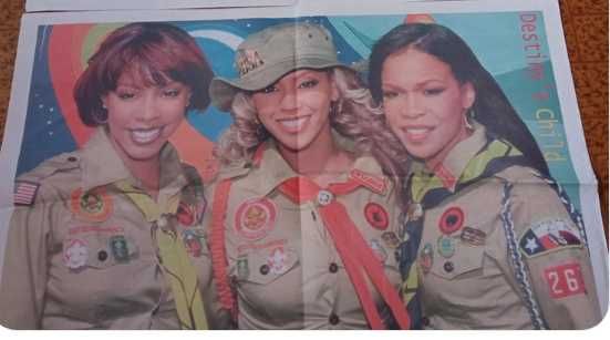 Плакати на известни музиканти и актьори (Еминем, Джей Ло, Джъстин..)