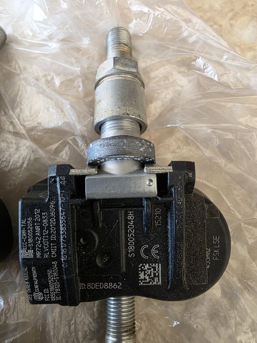 4 броя TPMS сензори за налягане Дачия