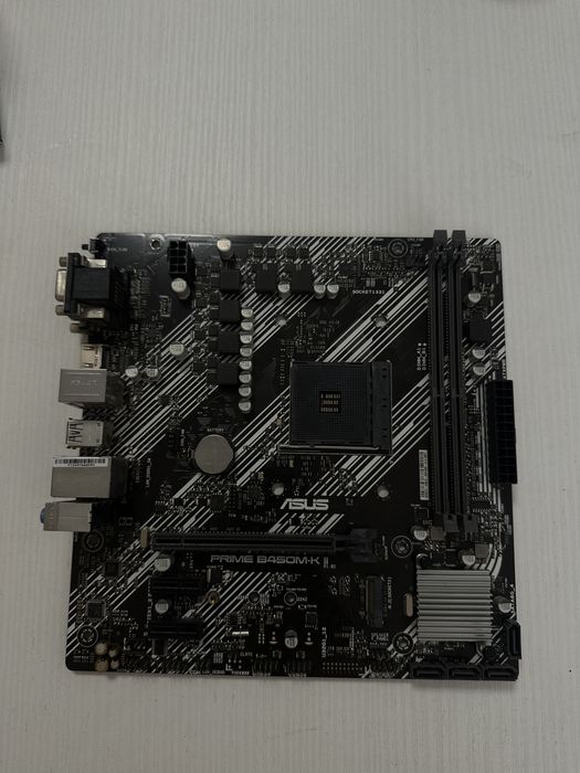 Placă de bază ASUS PRIME B450M-K II + Cooler AMD Wraith Stealth (AM4)