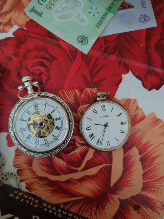 Vand ceasuri de buzunar