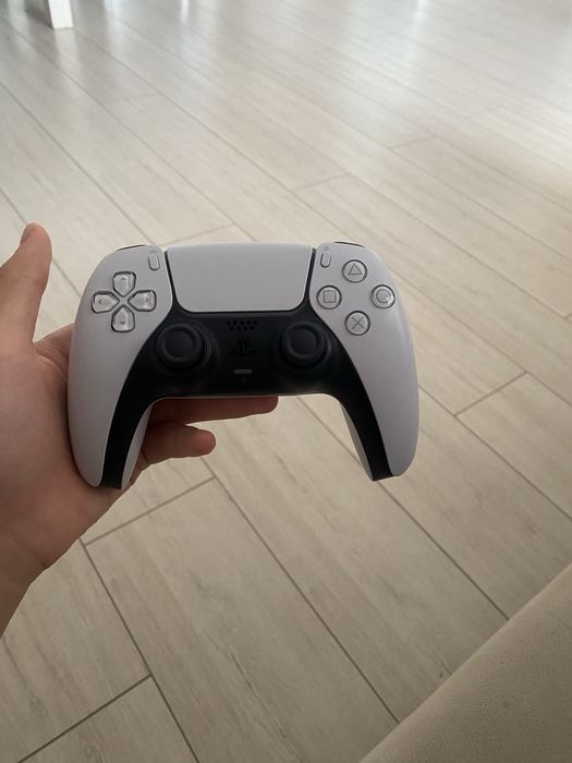 Оригинальный геймпад от Ps5