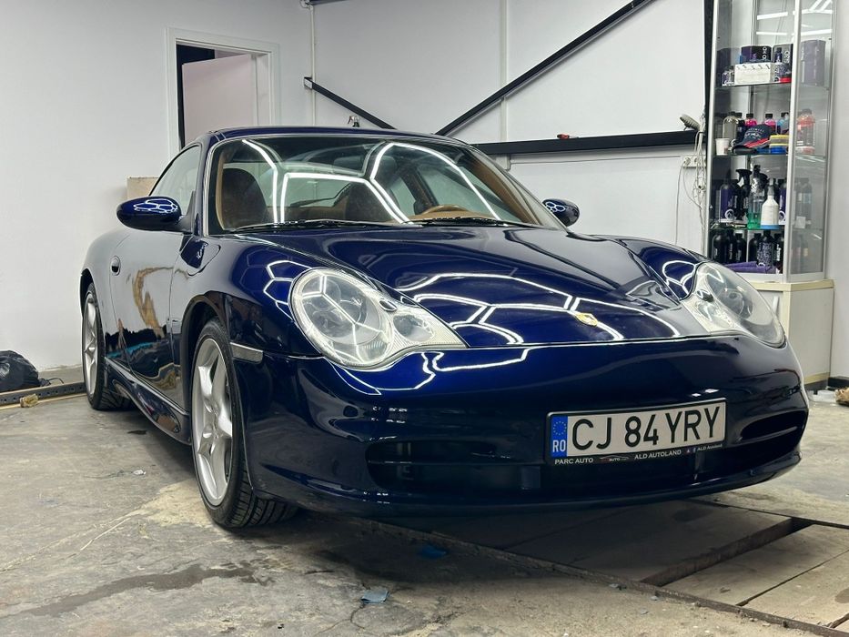 PORCHE 911 Carera 2003