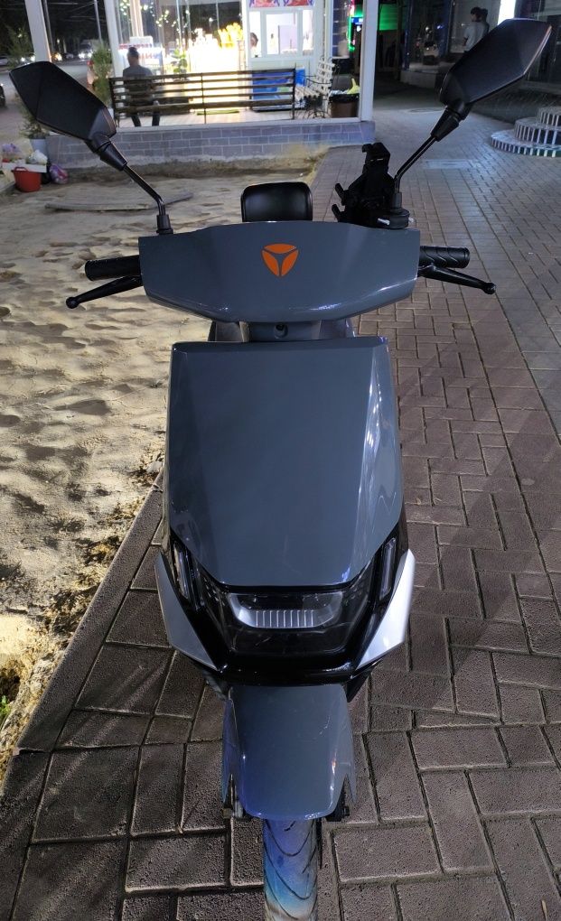 Skuter Electro 2024
