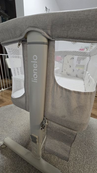 Pătuț co-sleeper Lionelo Aurora 3 în 1 – gri deschis, impecabil
Pătuț