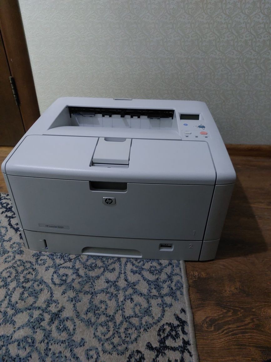 HP LaserJet 5200 А3
принтер (формат А3)