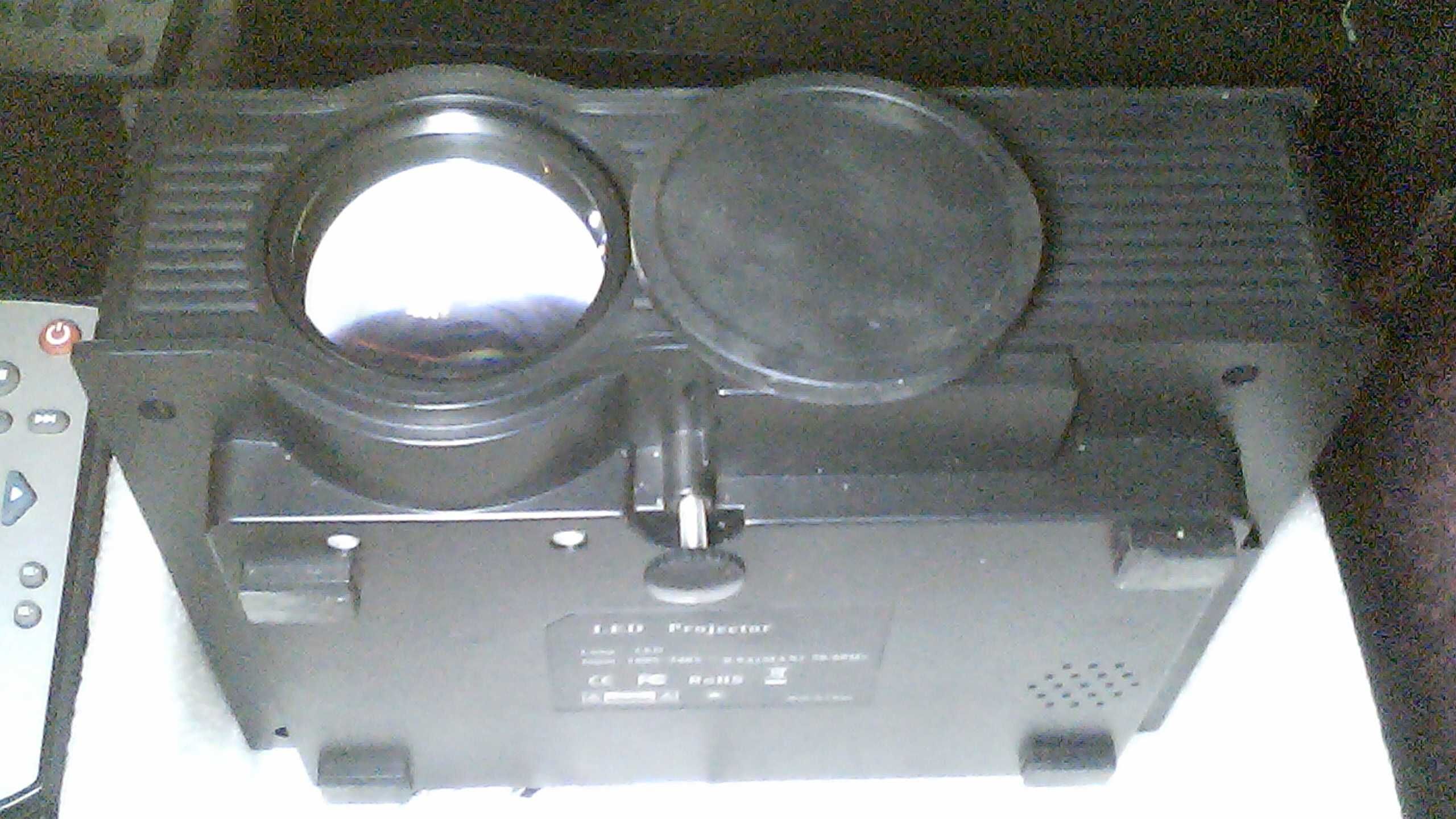 Видеопроектор UNIC -FULLHD-OT 34 до 130 инча.