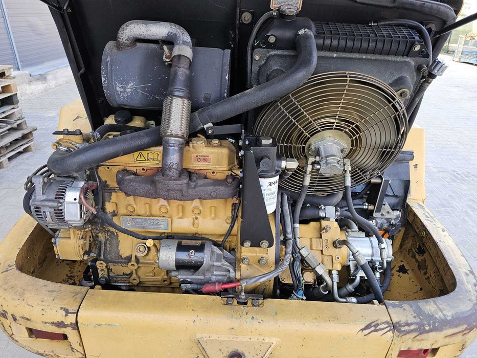 Caterpillar 906 - Incarcator Frontal